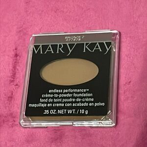 Bronze 2 Endless Performance Creme-to-Powder Foundation - Mary Kay